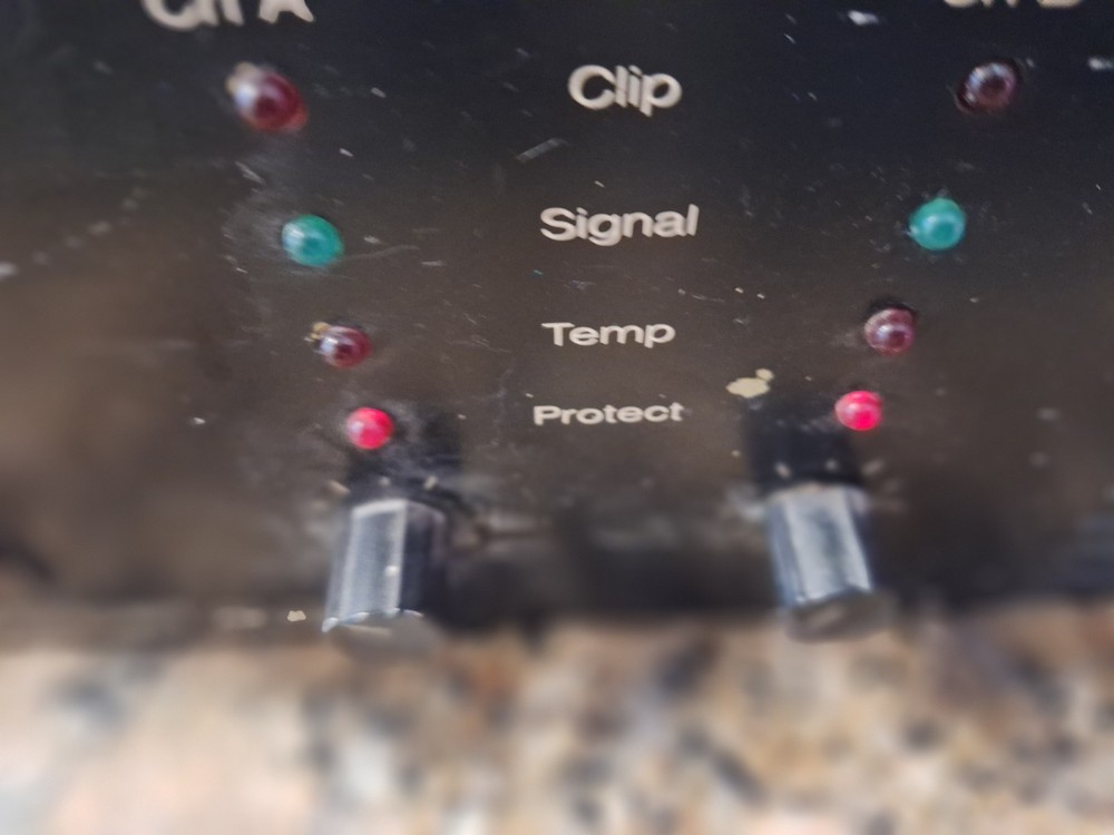 Crest Vintage Amplifier , Lights Up , Never Tested It , Was Found An ...