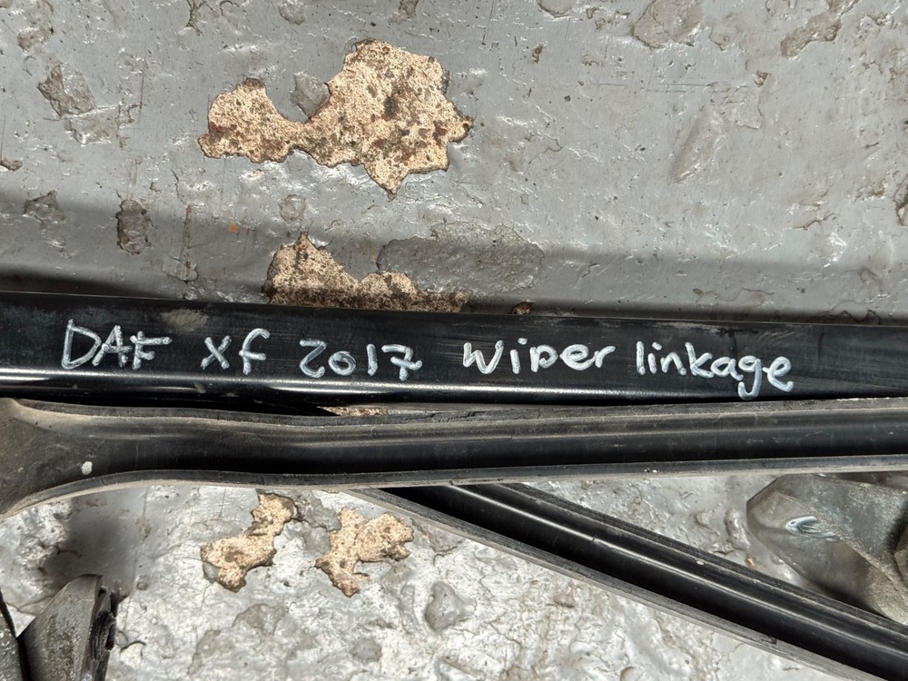 DAF XF 2016 WIPER LINKAGE