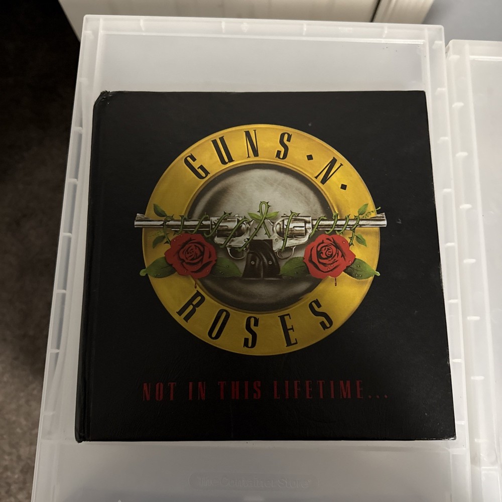 Guns N Roses Not In This Lifetime Tour 2016 Book