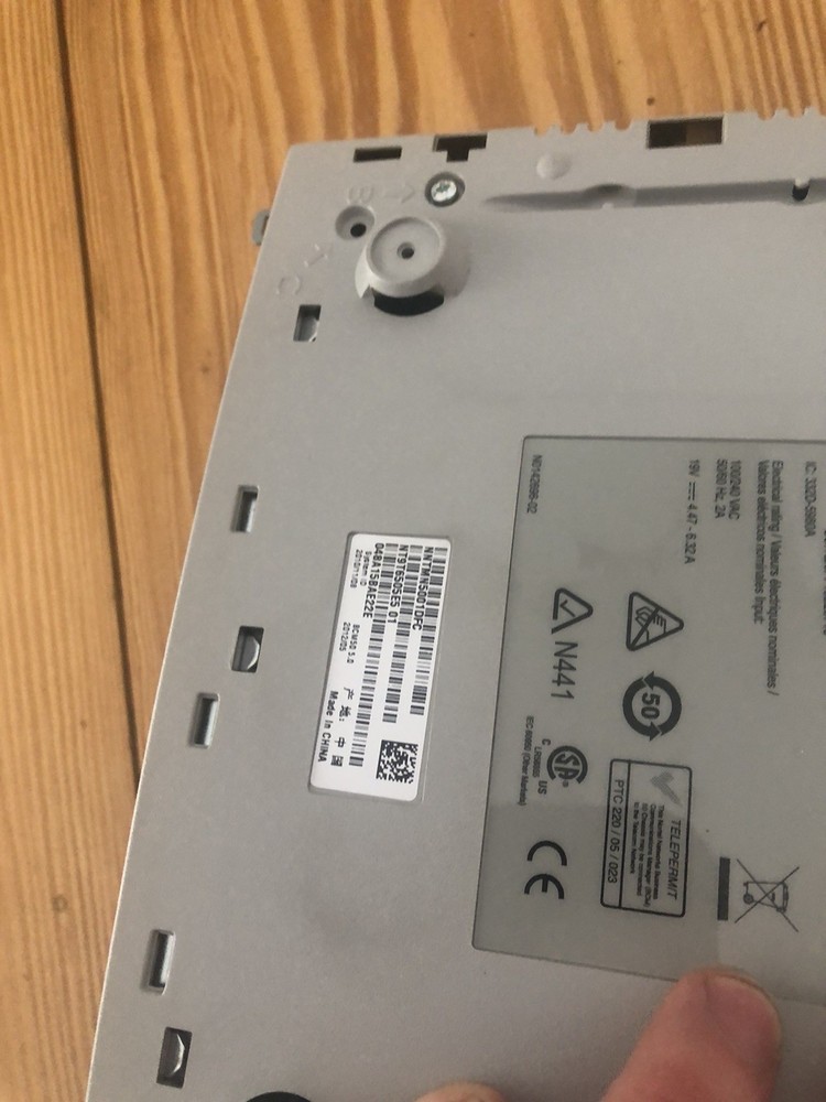 Nortel NT9T6505E5 BCM50 Base System With Adapter