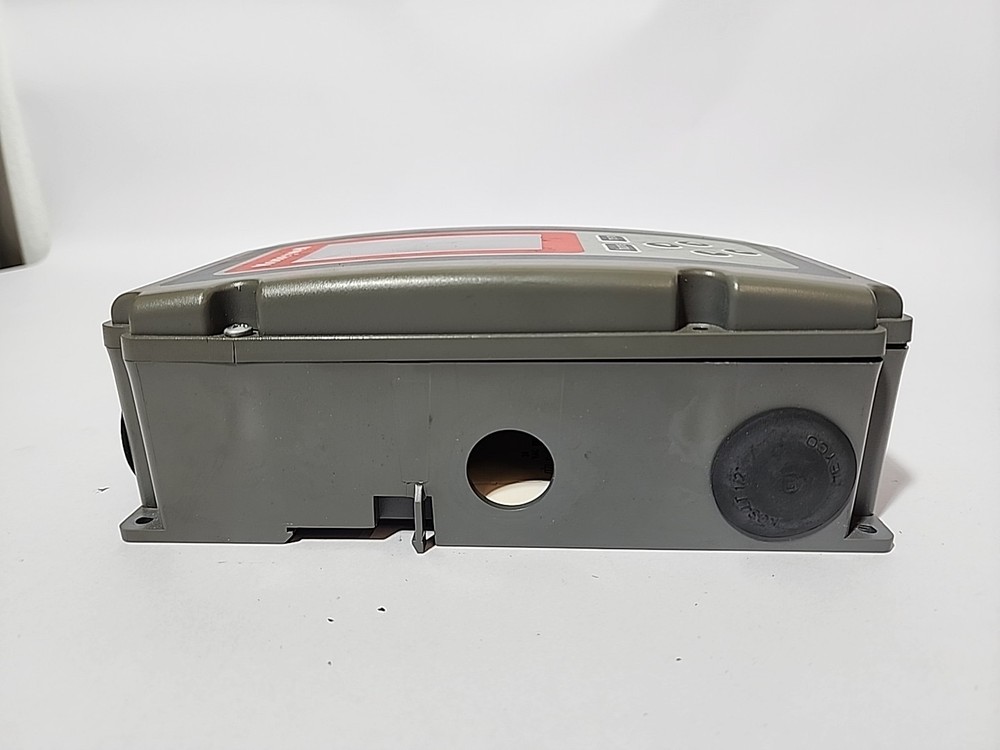 Honeywell T775B2024 Temperature Controller