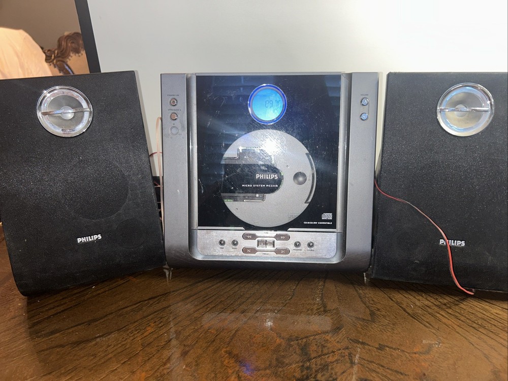 Philips MC235B /37 Micro System Shelf Stereo. Only Cd Doesn’t Play
