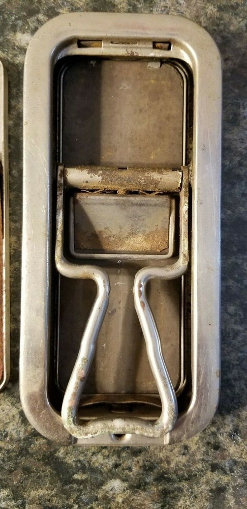 Vintage Rolls Razor No. 2