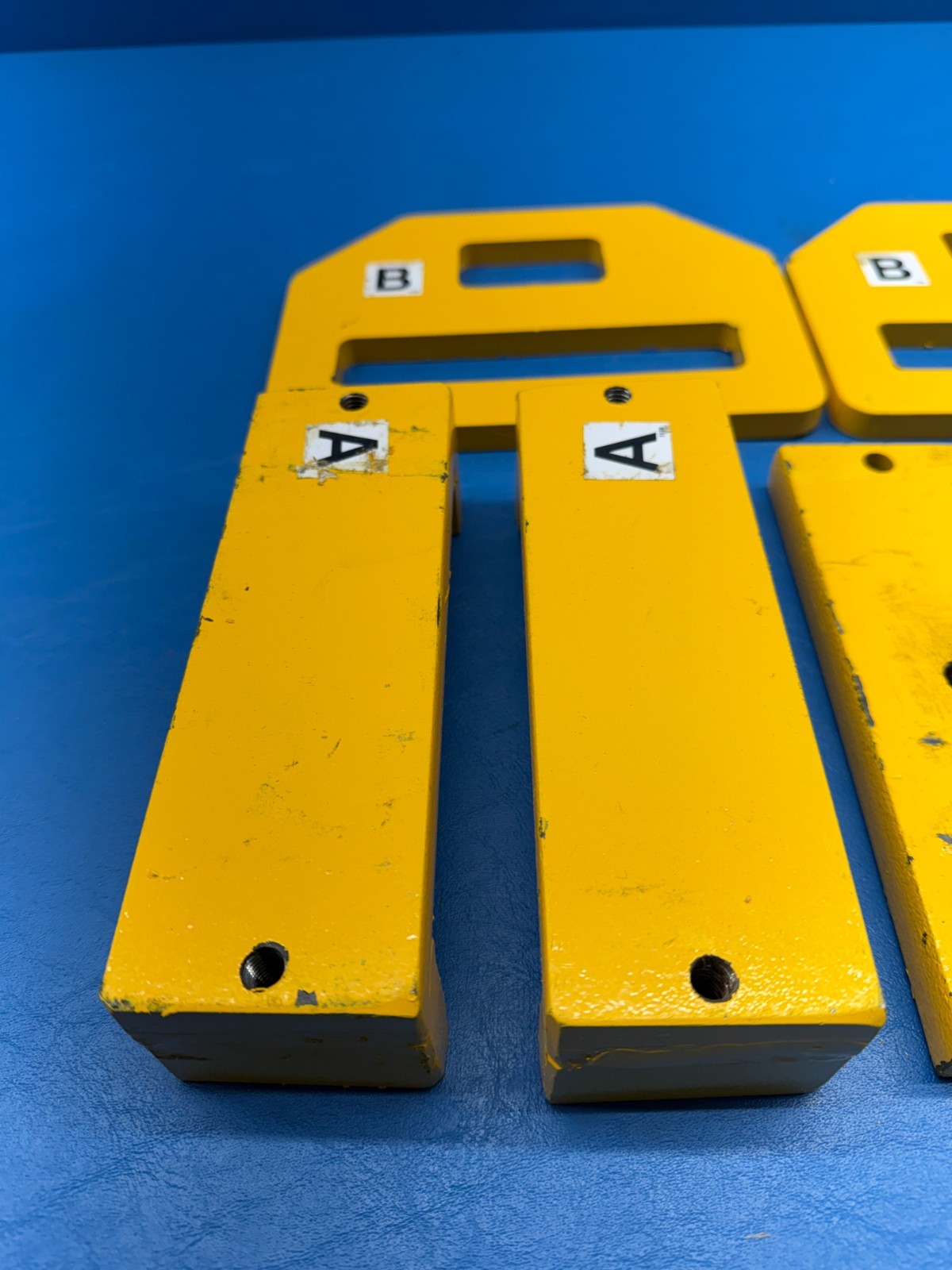 Vestil FTDC-6-4400 4,400lbs Capacity Forklift Yellow Tie-Down Clamps