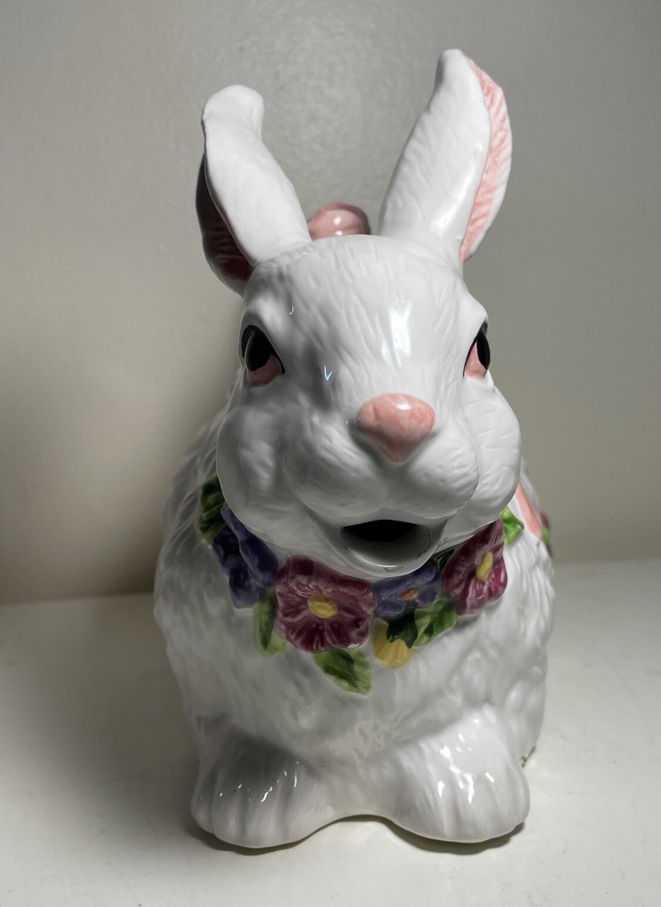 ABC Distributing Rabbit Easter Bunny Spring Teapot 1996 *FLAWS *