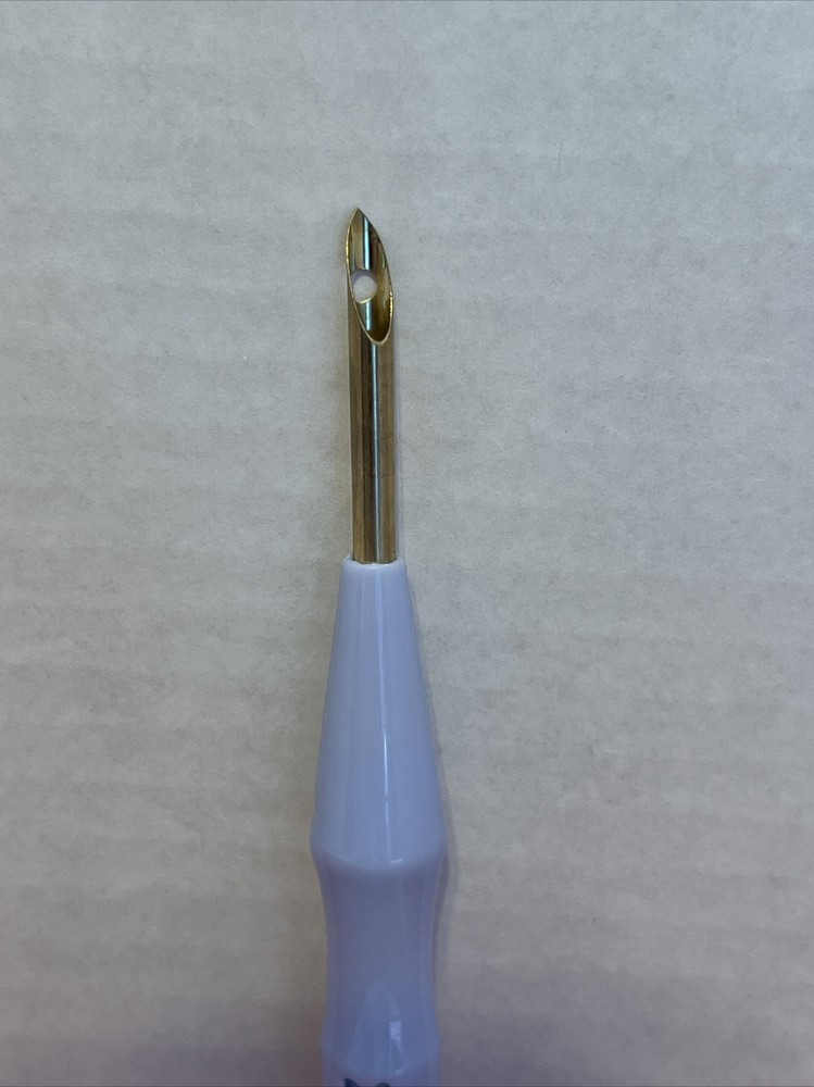 Punch Threader Needles Embroidery Needle Pen Weaving Tool Adjustable