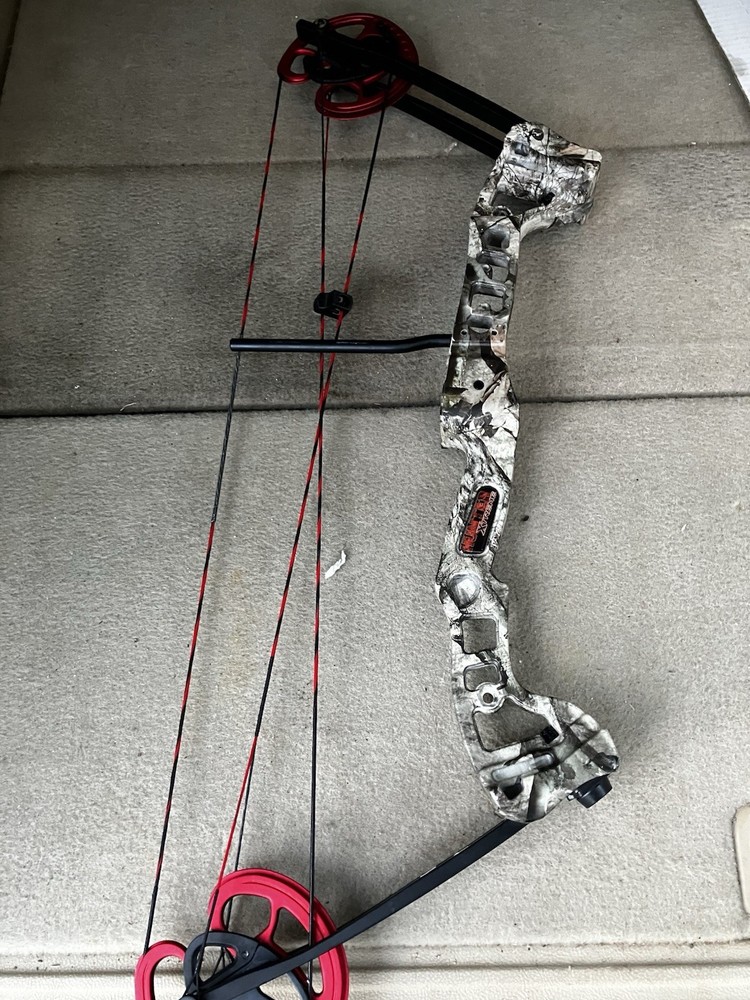 Barnett Archery Hunter XTreme Right Hand Compound Bow Mossy Oak