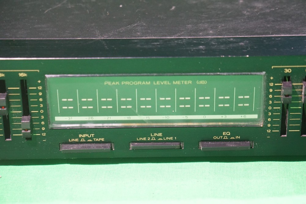 TEAC EQA-6 EQ Graphic Equalizer LED Lighted 10 Band