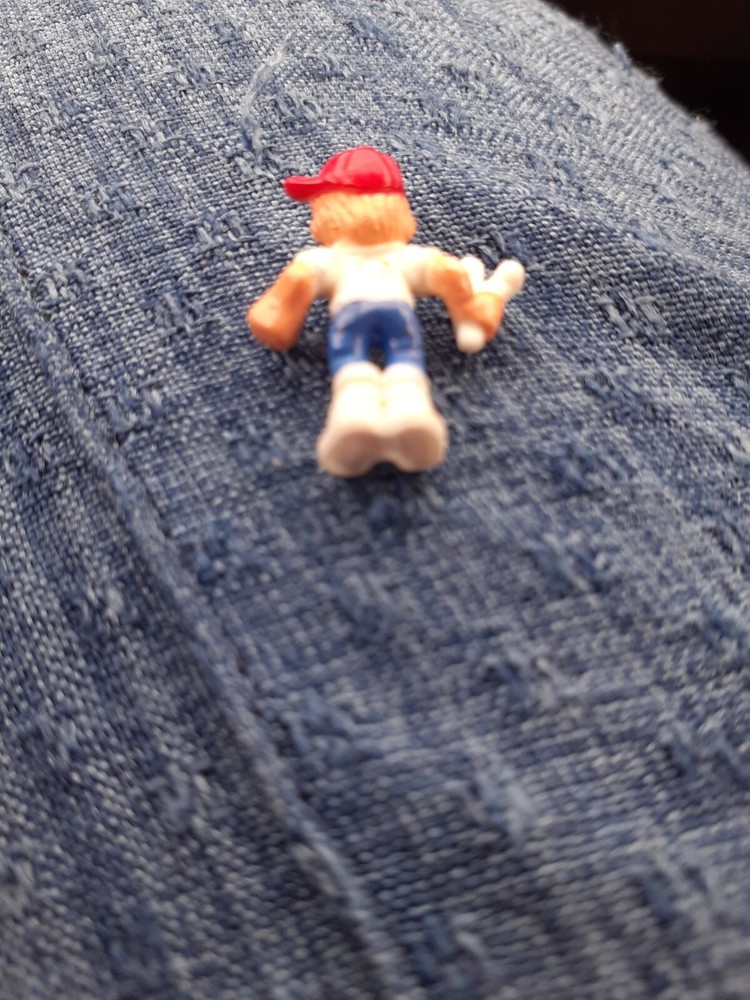 Mighty Max Figure Replacement 1993 with sling shot