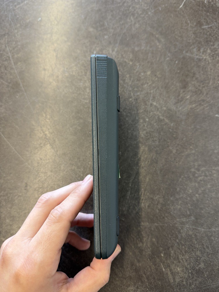 HP 48GX Graphing Calculator - See Photos "Screen Issue"