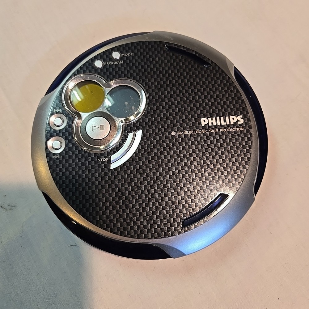 Phillips CD Player AX5317/19 With Cover