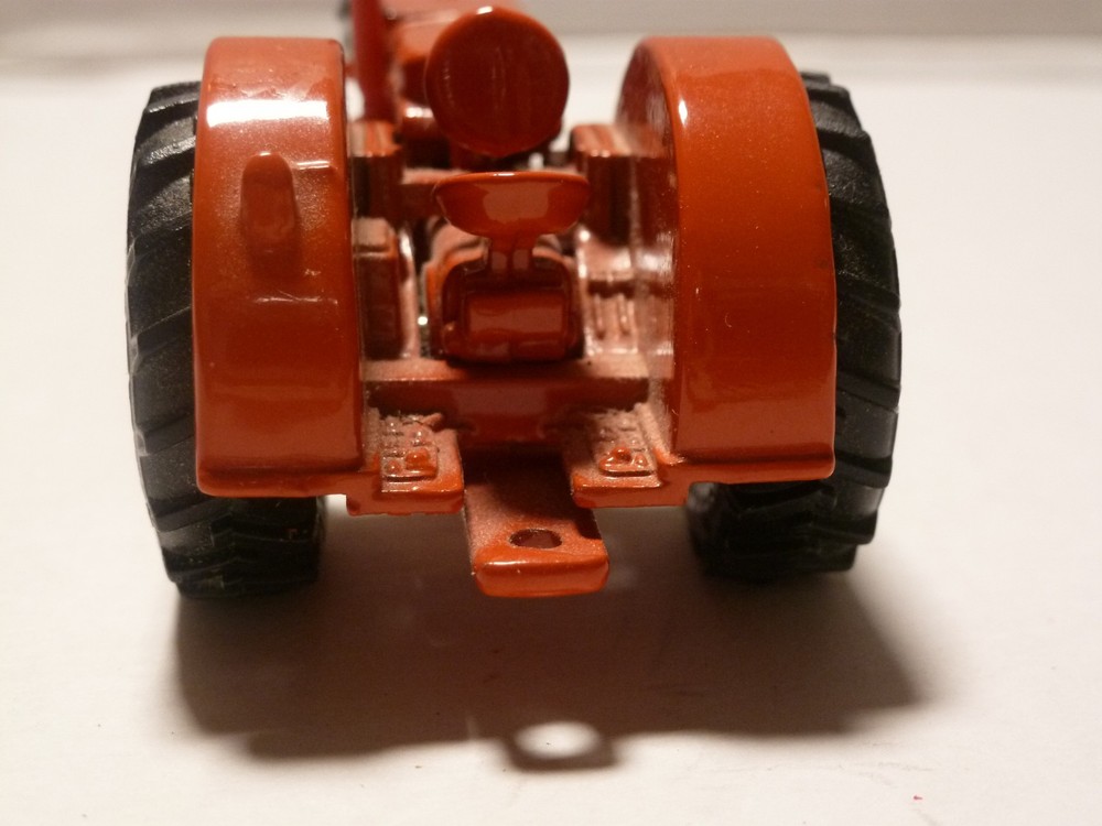 ERTL Case 500 Tractor Orange 1268000