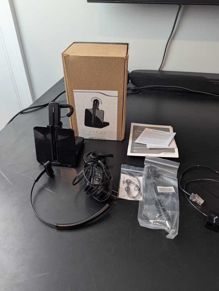 PLANTRONICS Poly CS540 Wireless 6.0 DECT Headset Black - (Tested)