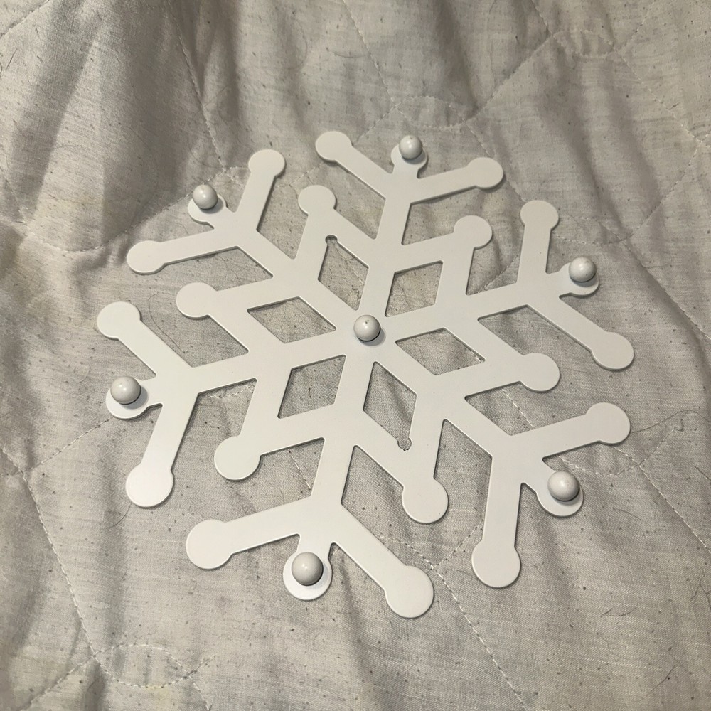 Enameled White Snowflake Trivet! 8” x 8”