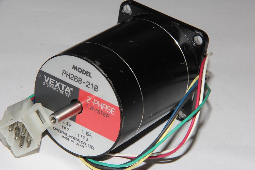 VEXTA PH268-21B 2-Phase Stepping Motor
