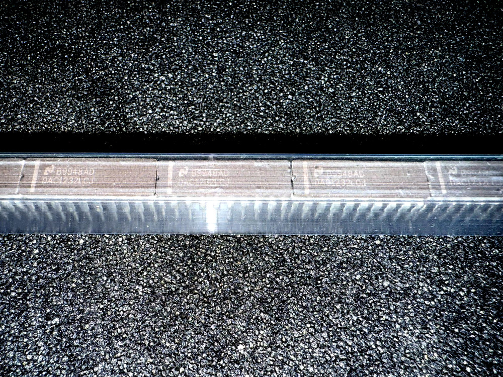 DAC1232LCJ
