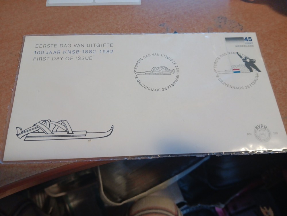 FIRST DAY COVER FROM POST STAMPS (FD05)