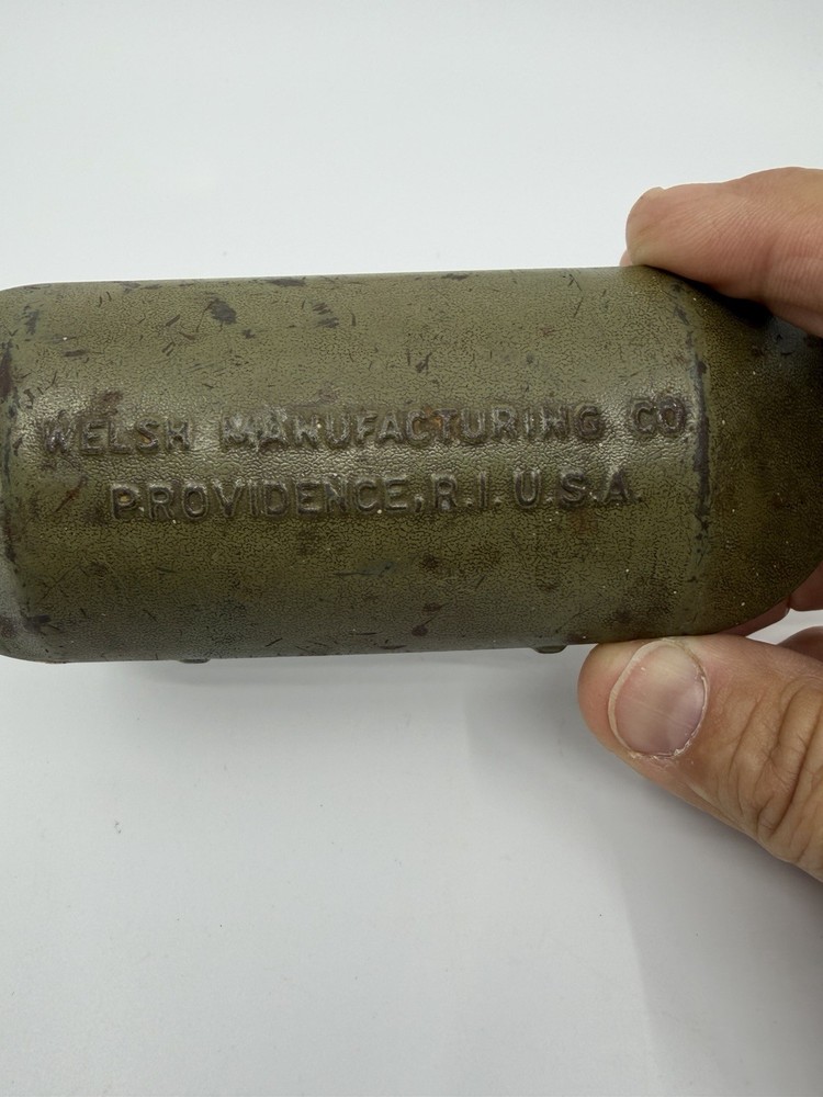 Antique Welsh Manufactring Co Safety Glasses Hinged Tin