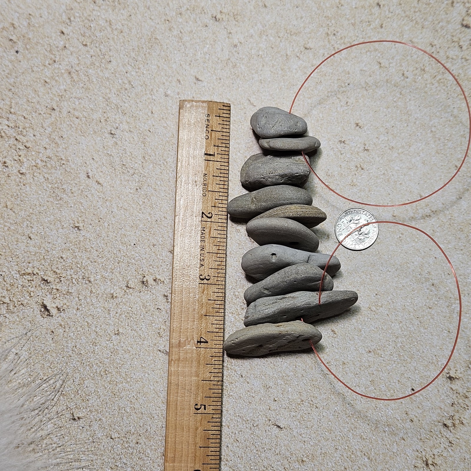 10 HOLEY HAG STONE NATURAL SURF TUMBLED BEACH ROCK WISHING GOOD LUCK FAIRY #1880