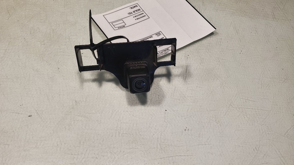 Camera/Projector Camera Rear Liftgate Mounted Fits 18-20 SIENNA