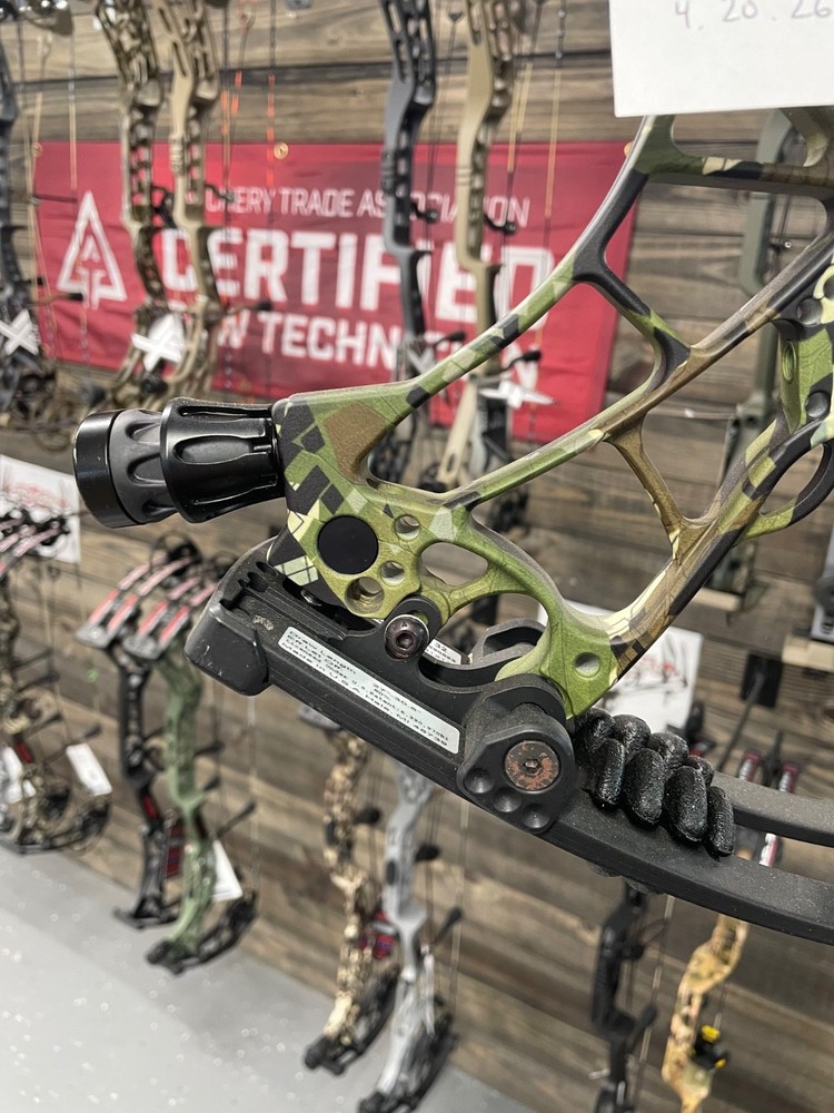 Darton Prelude 32 Bow