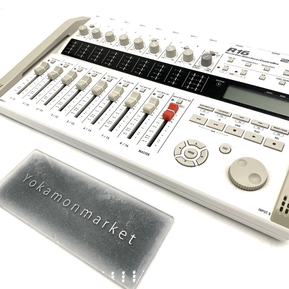 Zoom R16 Portable Multitrack Recorder Controller Interface device Used W case