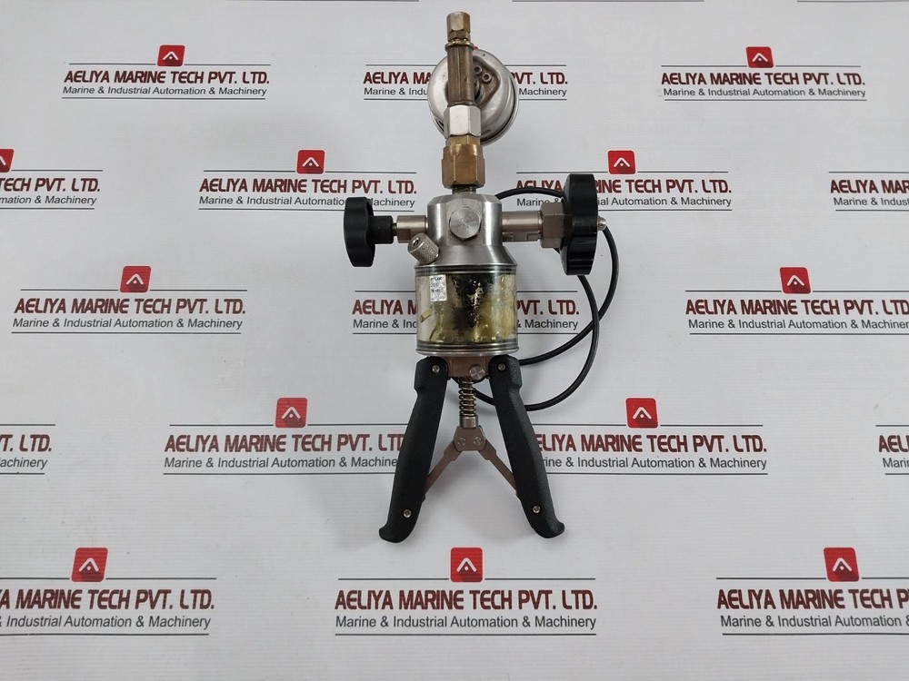 NAGMAN Hand Held Test Pump Pressure Calibrator (Not Working)