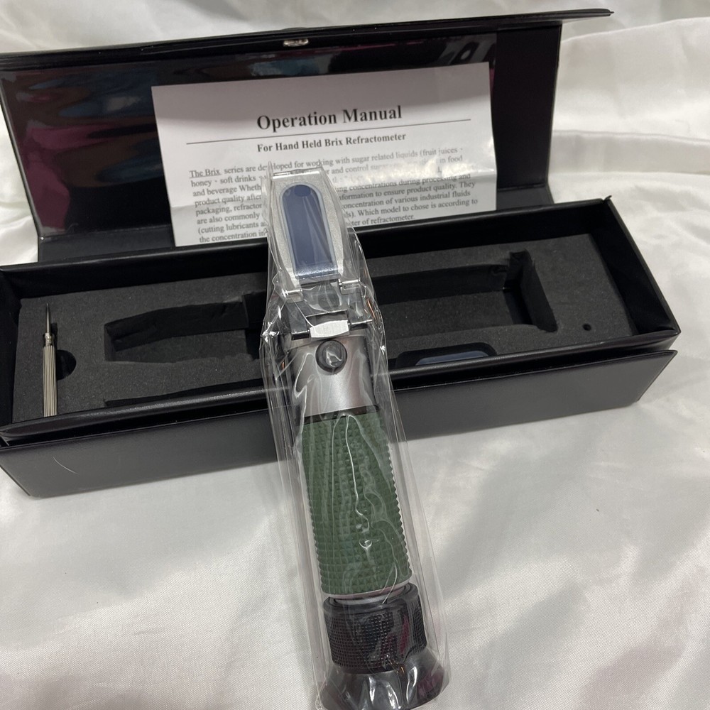 NEW Brix Series Refractometer Hand-Held Analytical