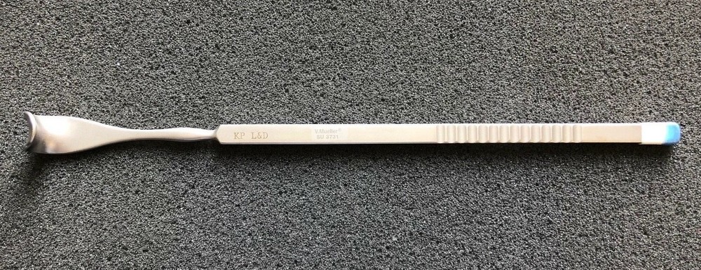 V. Mueller Vein Retractor Ref: SU 3731