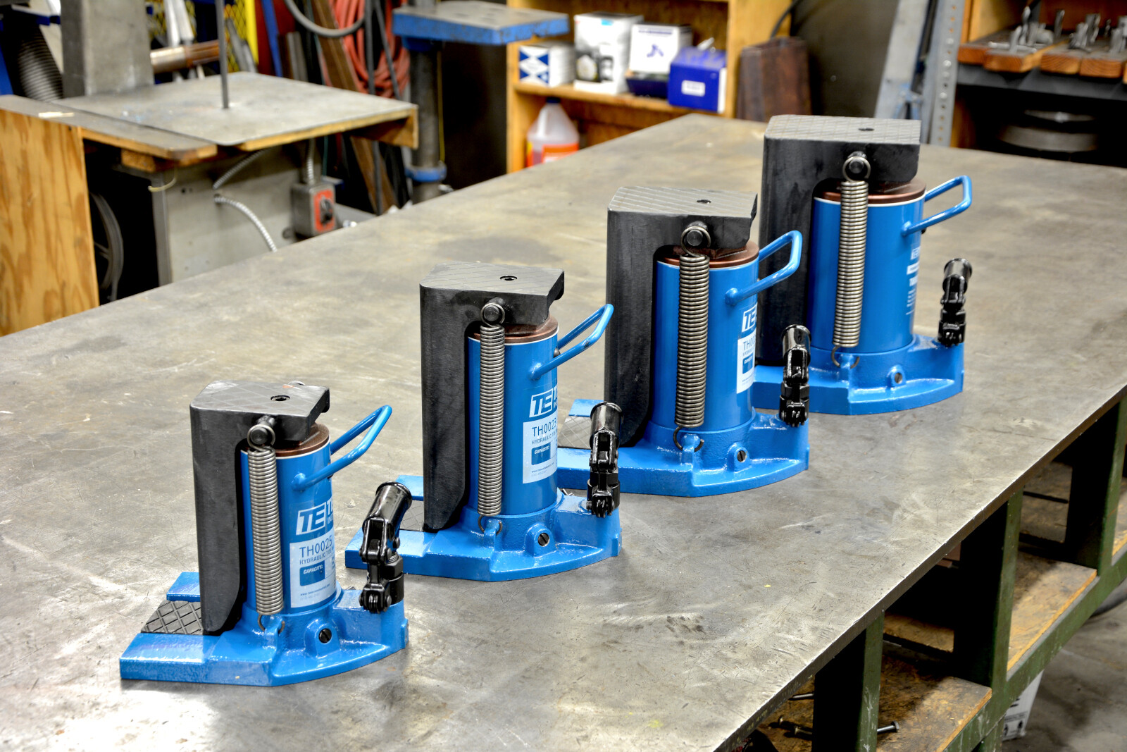 TEMCo Hydraulic Machine Toe Jack Lift 15 / 30 TON Track 5 YEAR Warranty