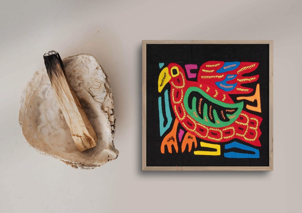 Multicolor Red And Green Bird Molita