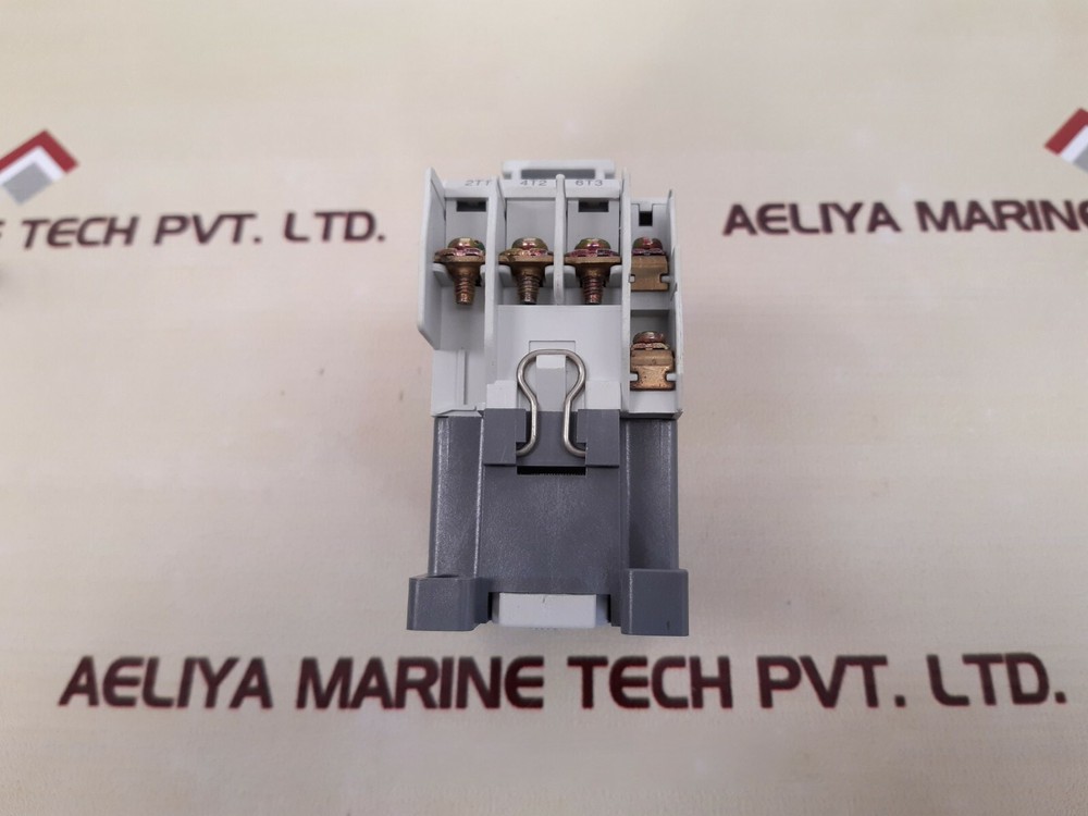 HYUNDAI HIMC 22 Magnetic Contactor