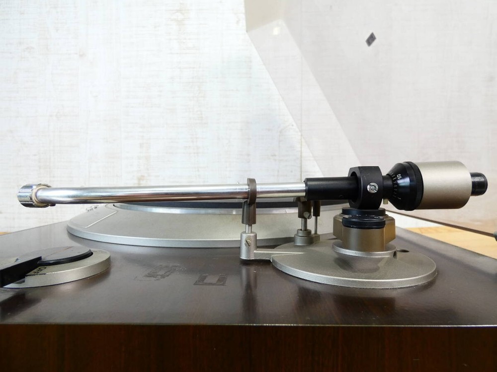Denon DP-1200 Direct Drive Turntable Record player