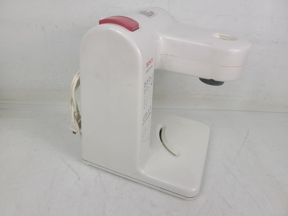 Bosch Compact Stand Mixer MUM 44 Bundle (TESTED)