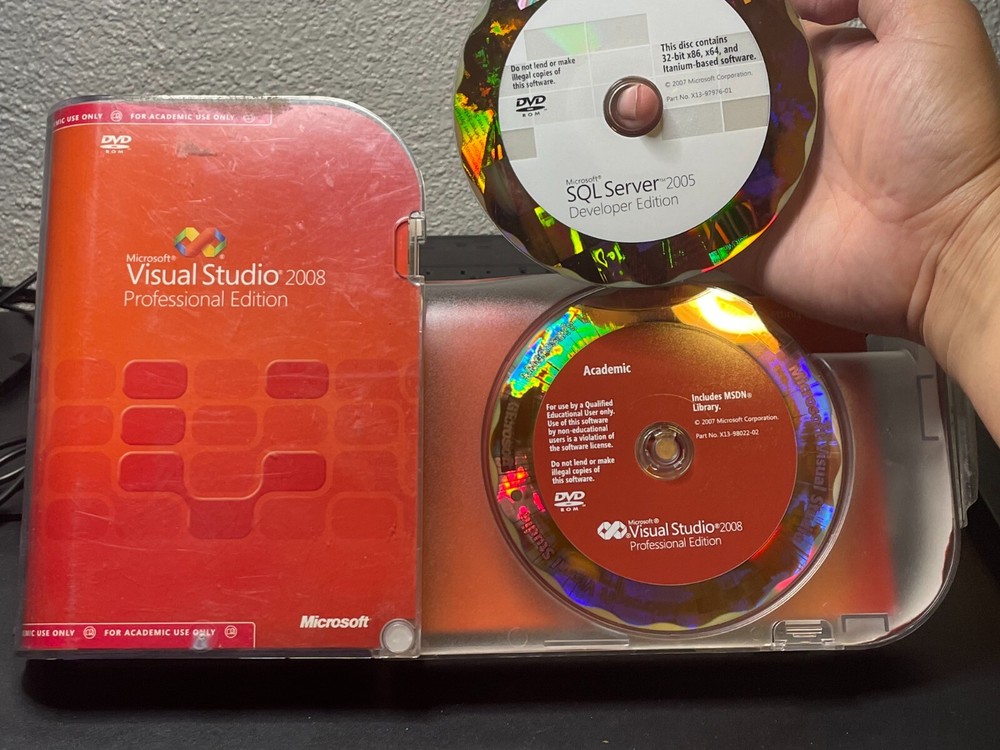 Microsoft Visual Studio 2008 Professional Edition - Academic version
