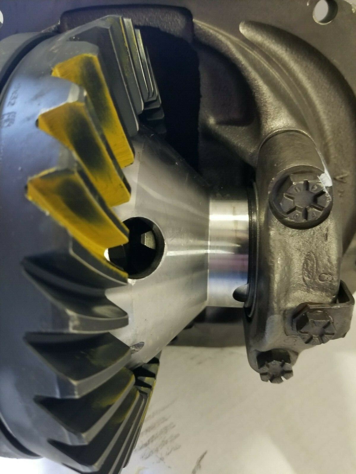 8 Ford Center Section 3rd Member Billet Posi Trac - 3.25 Ratio Mustang Rear End