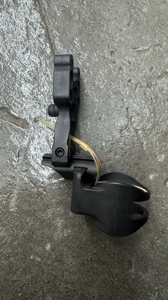 Bow Triple Tree Upper Clamp with Ignition Mount