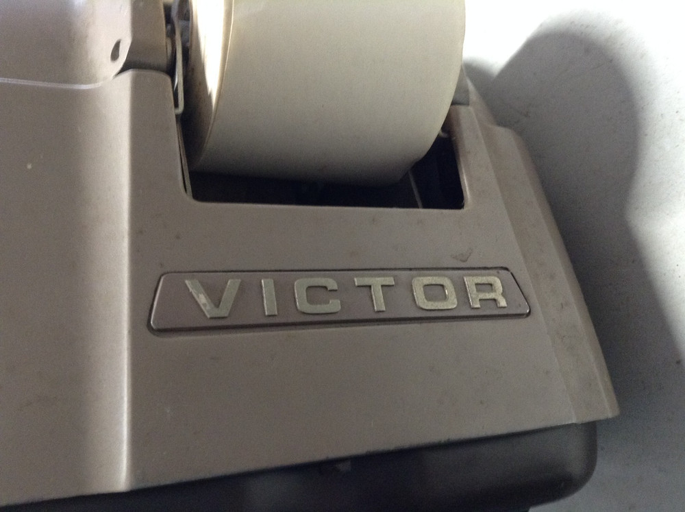 Vintage Victor Adding Subtracting Machine Brown 8 Columns