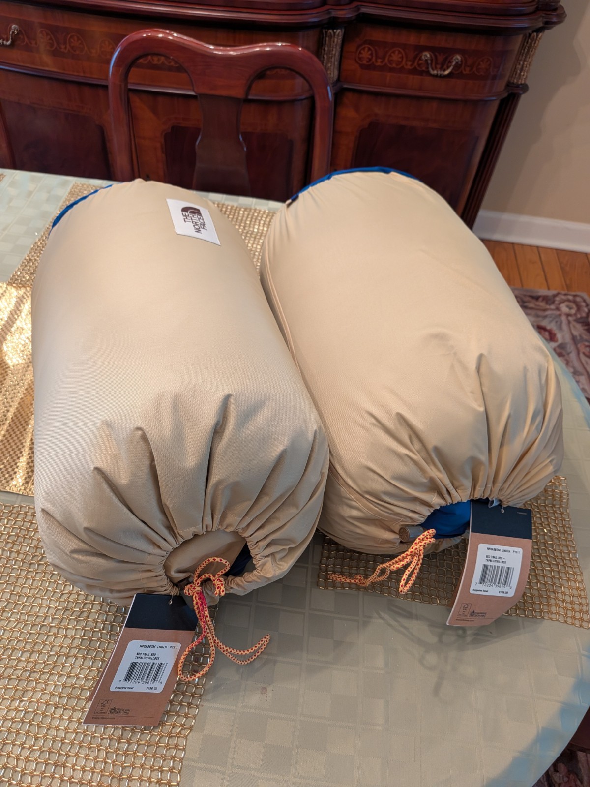 Lot Of 2 The North Face Eco Trail Bed 20F/-7C Sleeping Bag Long / Left Hand -New