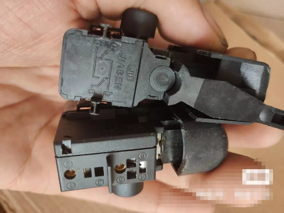 1pc NEW JIABEN FA2-6/1BE 250V 6A Trigger Switch