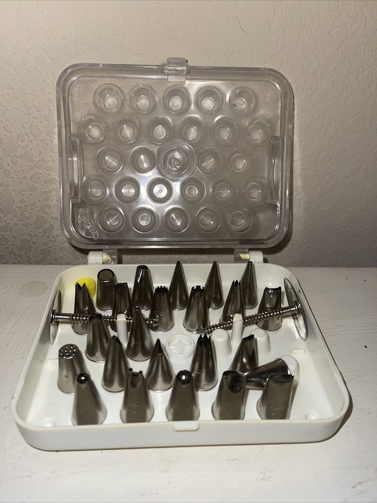 Vintage Ateco , 26-Piece Decorating Tip Set