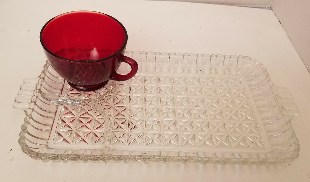 Vintage Ruby Red Anchor Hocking  Set 2 Cups & 4 Crystal Trays Serva Snack