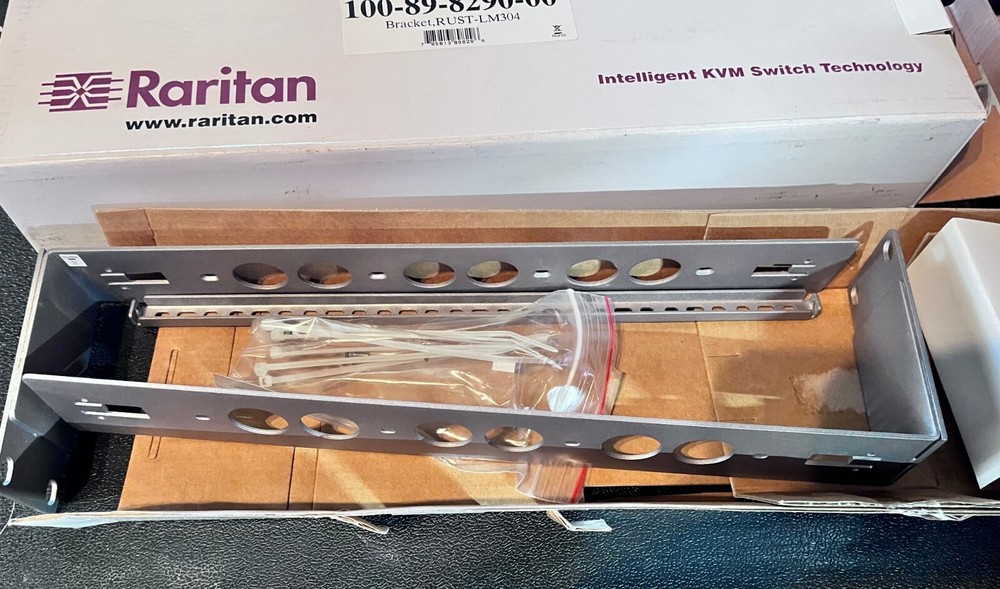 Raritan RUST-LM304 Rack Mount Brackets