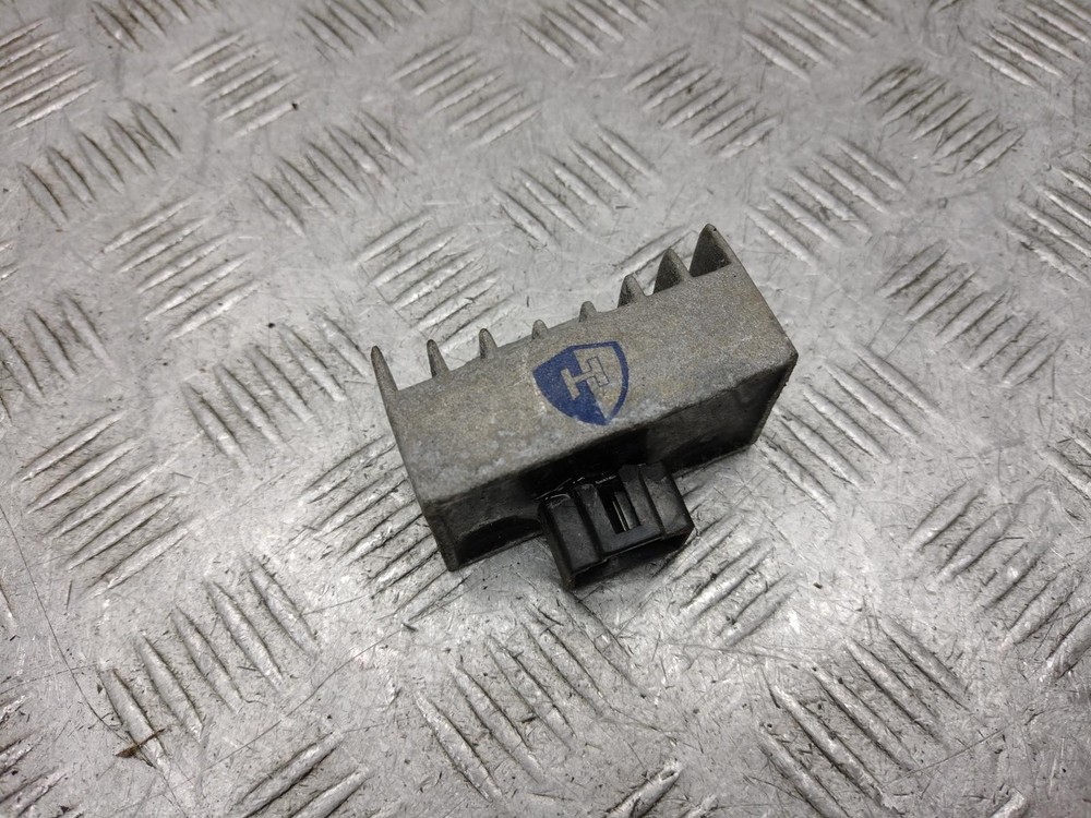 2010 HONDA CBF125 CBF 125 M-A RECTIFIER REGULATOR