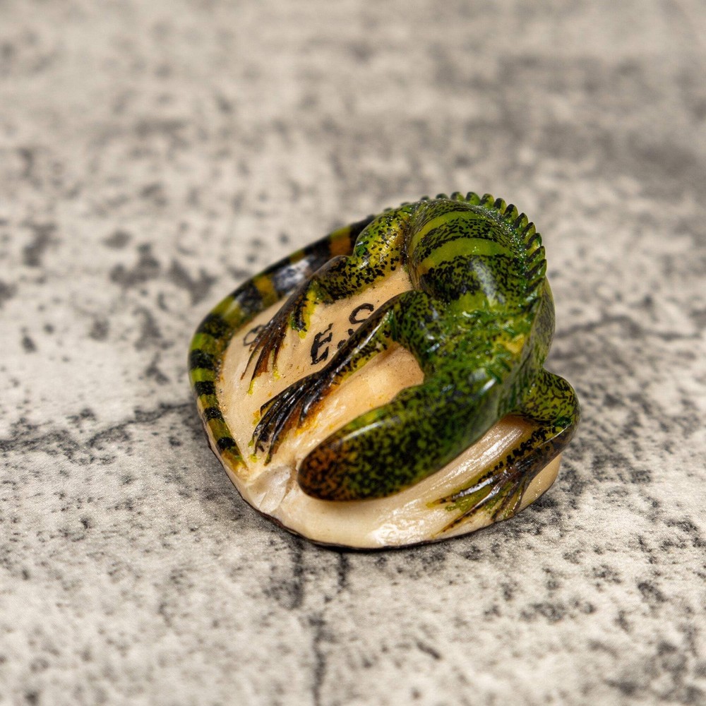 Green Iguana Lizard Tagua Carving