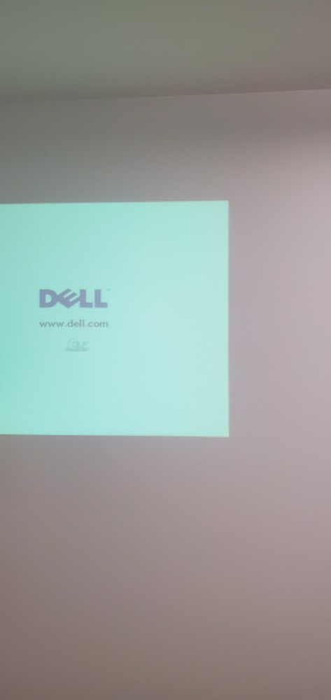 Dell 3400mp projector, working, with case And cables