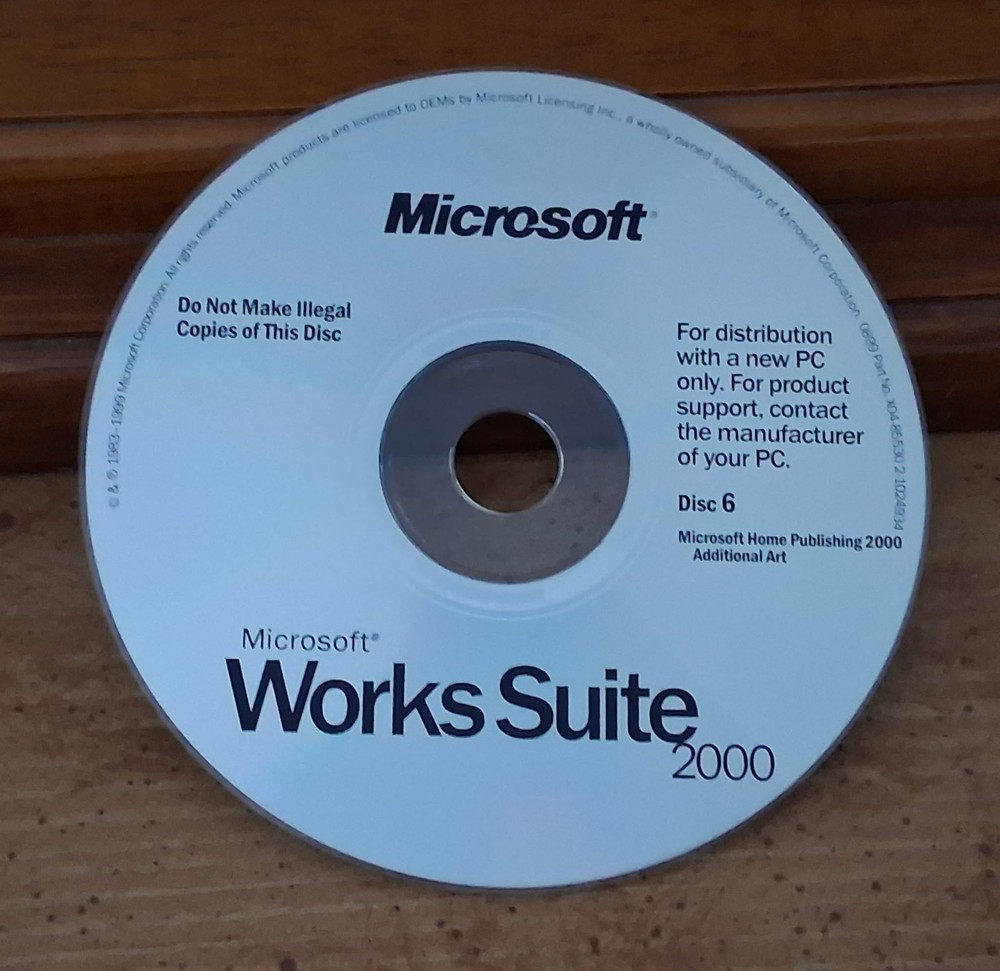 Microsoft Works Suite 2000 - 7 CD-ROM Set