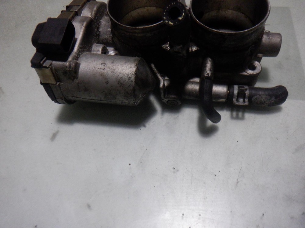 01 CADILLAC CATERA Throttle Body