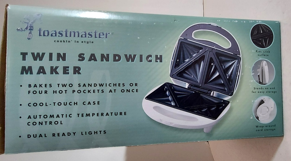 Sandwich Maker Toastmaster Twin TSM2032T