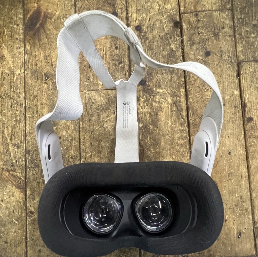 Meta Quest 3S 128GB VR System P97